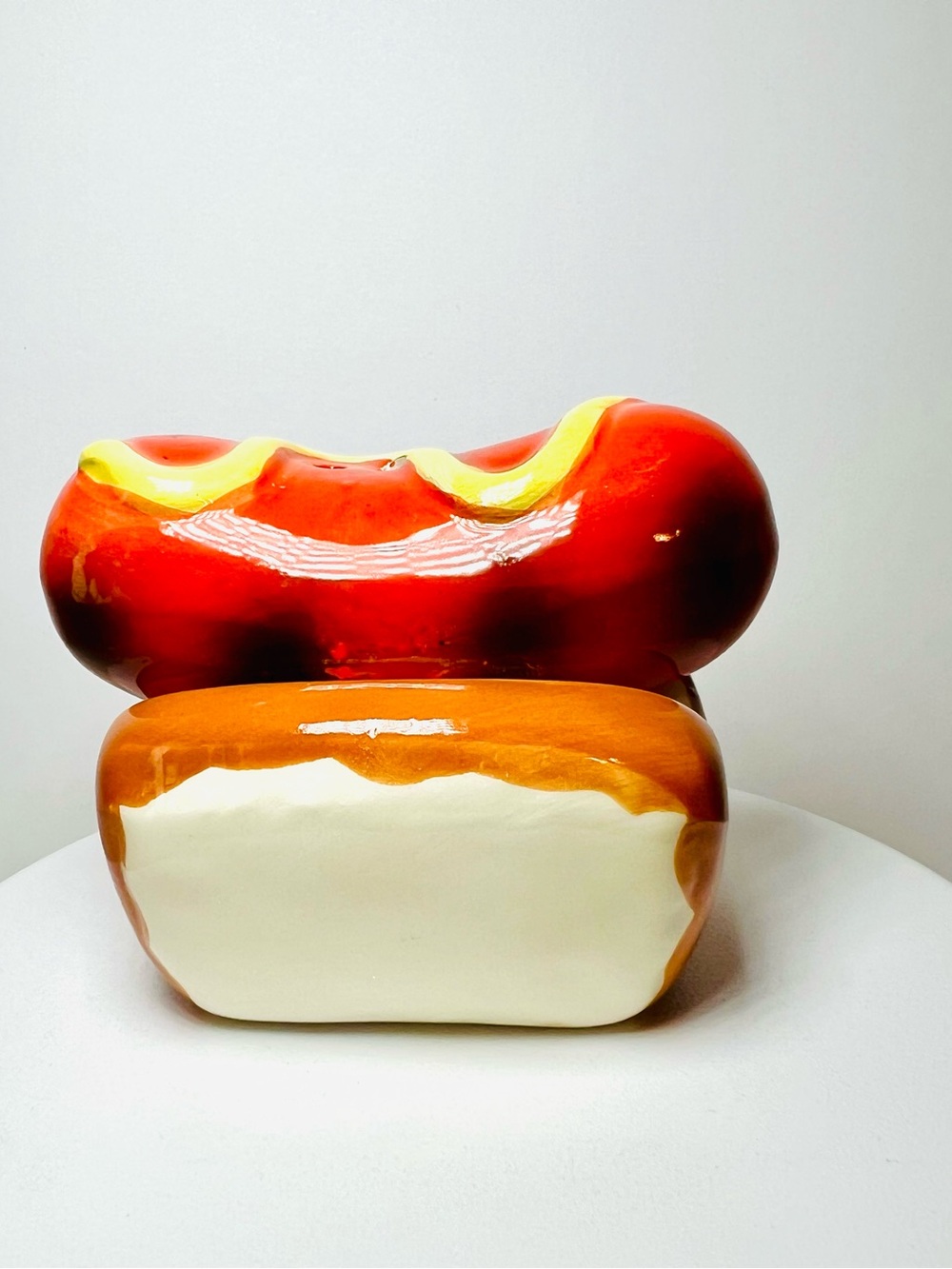 Ceramic Hot Dog In Bun Salt and Pepper Shakers Mustard BBQ Grilled